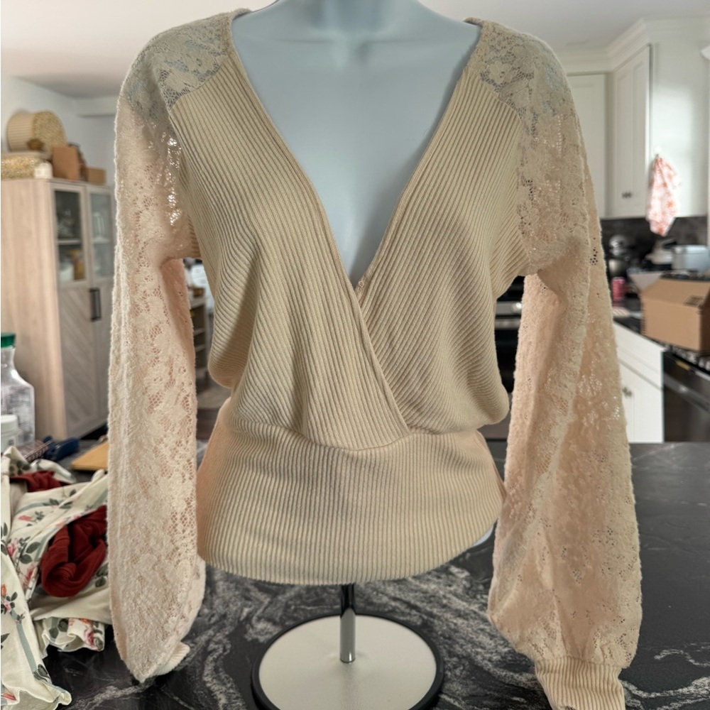 Anthropology V neck top S